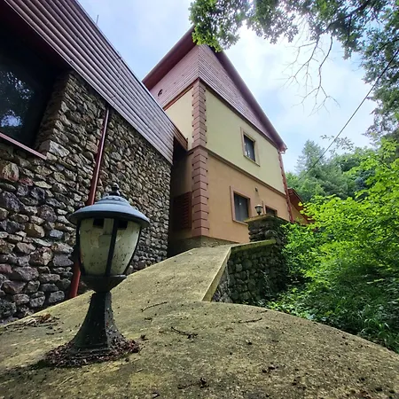 Senyői Couette-café Bozsva