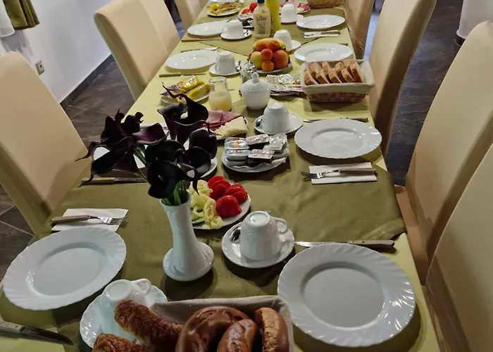 Senyoi Vendeghaz Nocleg ze śniadaniem 3*